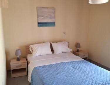 Studio Apartment with Sea View