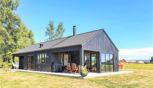 Five-Bedroom Holiday Home