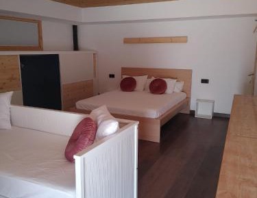 Deluxe Queen Room with Two Queen Beds