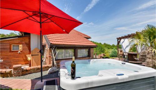 One-Bedroom Holiday Home