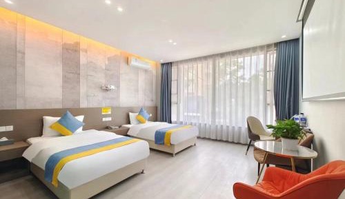 Deluxe Twin Room