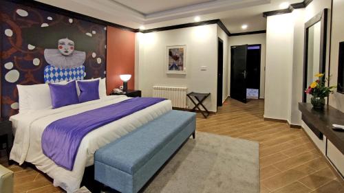 Premier King Room