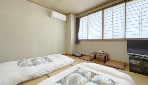 Twin Room with Private Bathroom
