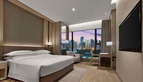 Two-Bedroom Apartment with King Bed
