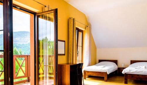 Quadruple Room with Mountain View