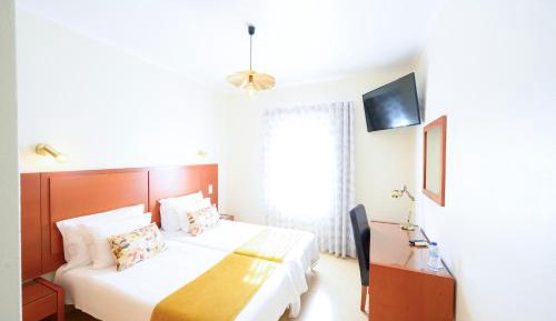 Twin Room with Private Bathroom
