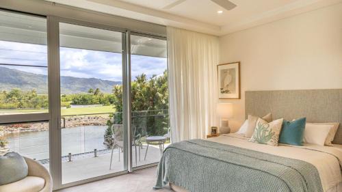 Three Bedroom Lagoon Villa