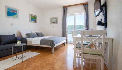 Studio with Sea View