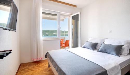 Studio with Balcony