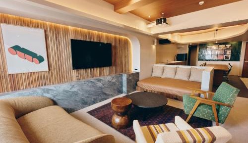 Deluxe Apartment