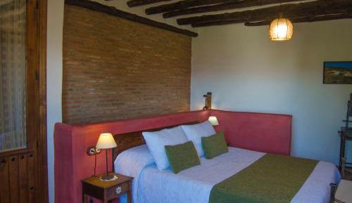 Deluxe Holiday Home (2 Adults)