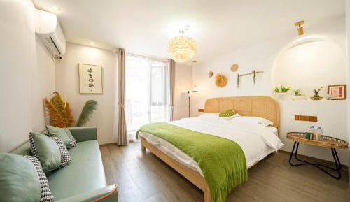 Double Room with Private External Bathroom