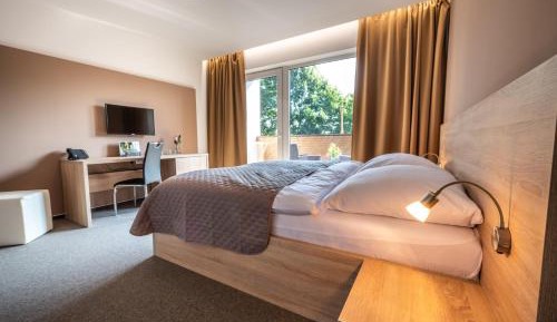 Superior Double Room with Balcony and Extra Bed Possible