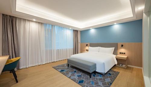 Standard King Room with Extra Floor Space