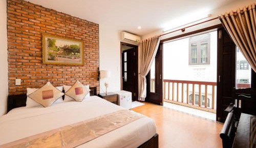 Double Room with Pool View