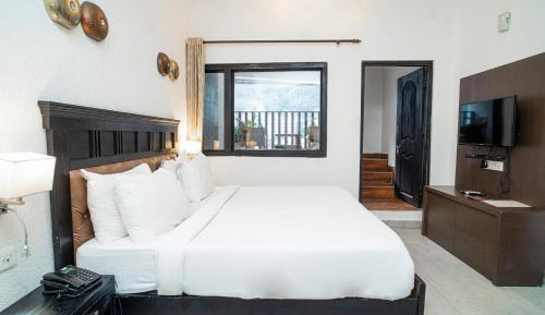 Suite River View Room