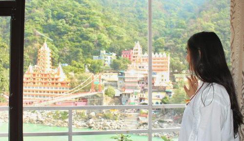 Premium Ganga View Room