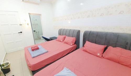 Deluxe Double or Twin Room