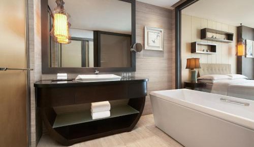 Premier Suite