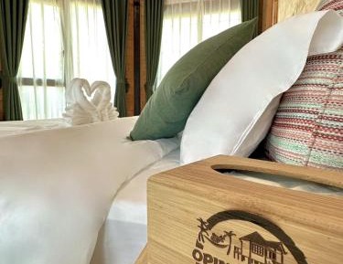 Deluxe Double or Twin Room with Balcony