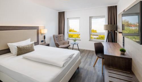 Single Room with Queensize Bed