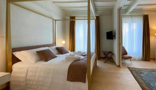 Deluxe Junior Suite