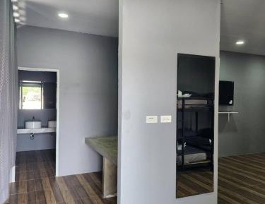 10-Bed Mixed Dormitory Room