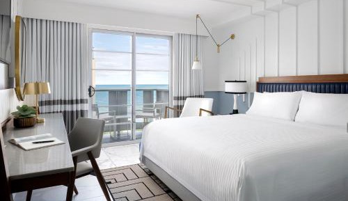 King Guest Room - Oceanfront