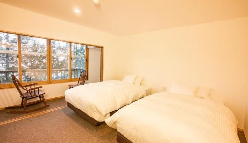 Large Twin Room