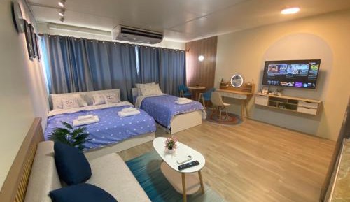 Triple Room with Private Bathroom