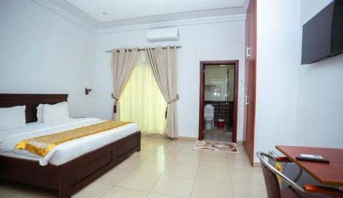 Queen Room