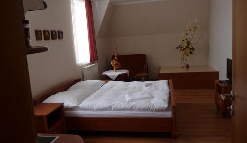 Comfort Triple Room with Shower