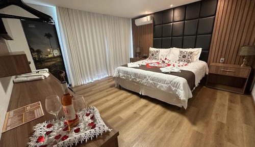Deluxe King Suite