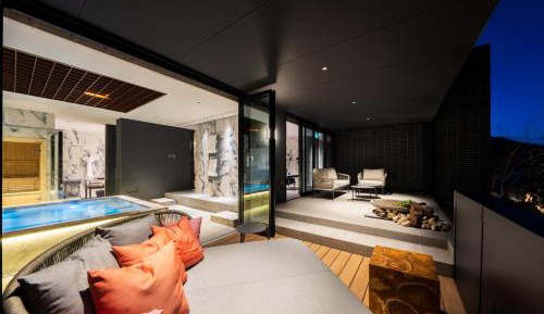 Superior Room with Hot Spring Bath, Personal Butler Service and Room Aesthetic - Ruri -