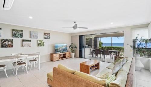 Two Bedroom Deluxe Beachfront Apartment