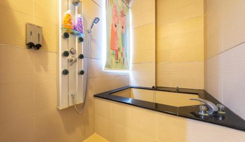 Quadruple Room with Bath