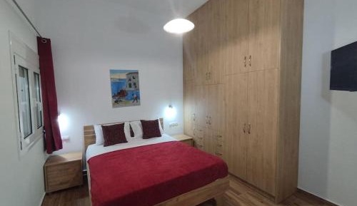 One-Bedroom Apartment with Garden