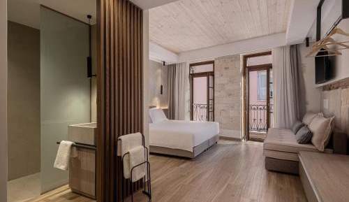 Suite with Balcony