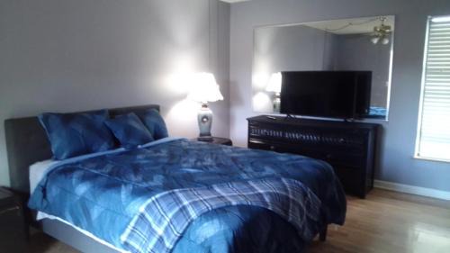Deluxe Queen Room
