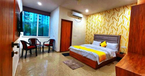 Standard King Room