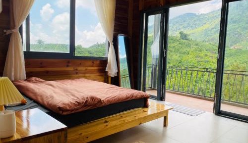 Double Room with Mountain View