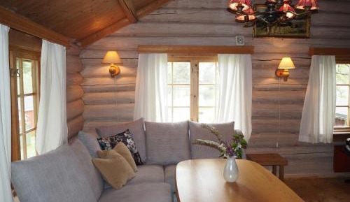 Family Room with Lake View