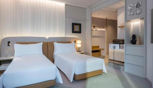 Premier Twin Room