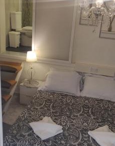 Economy Twin Room