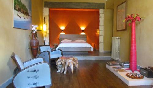 Suite with Garden View