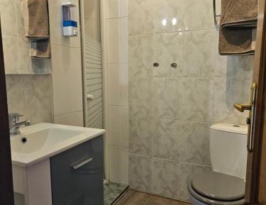 Basic Double Room
