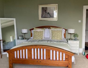 King Room with Garden View and private external bathroom 
