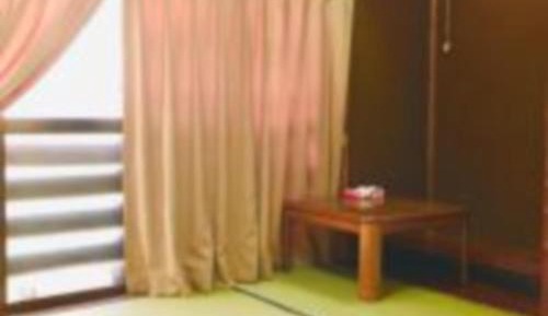 Economy Triple Room with Shared Bathroom