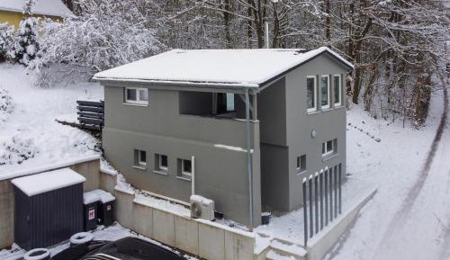 Three-Bedroom Holiday Home 
