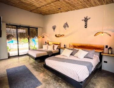 Deluxe Family Suite